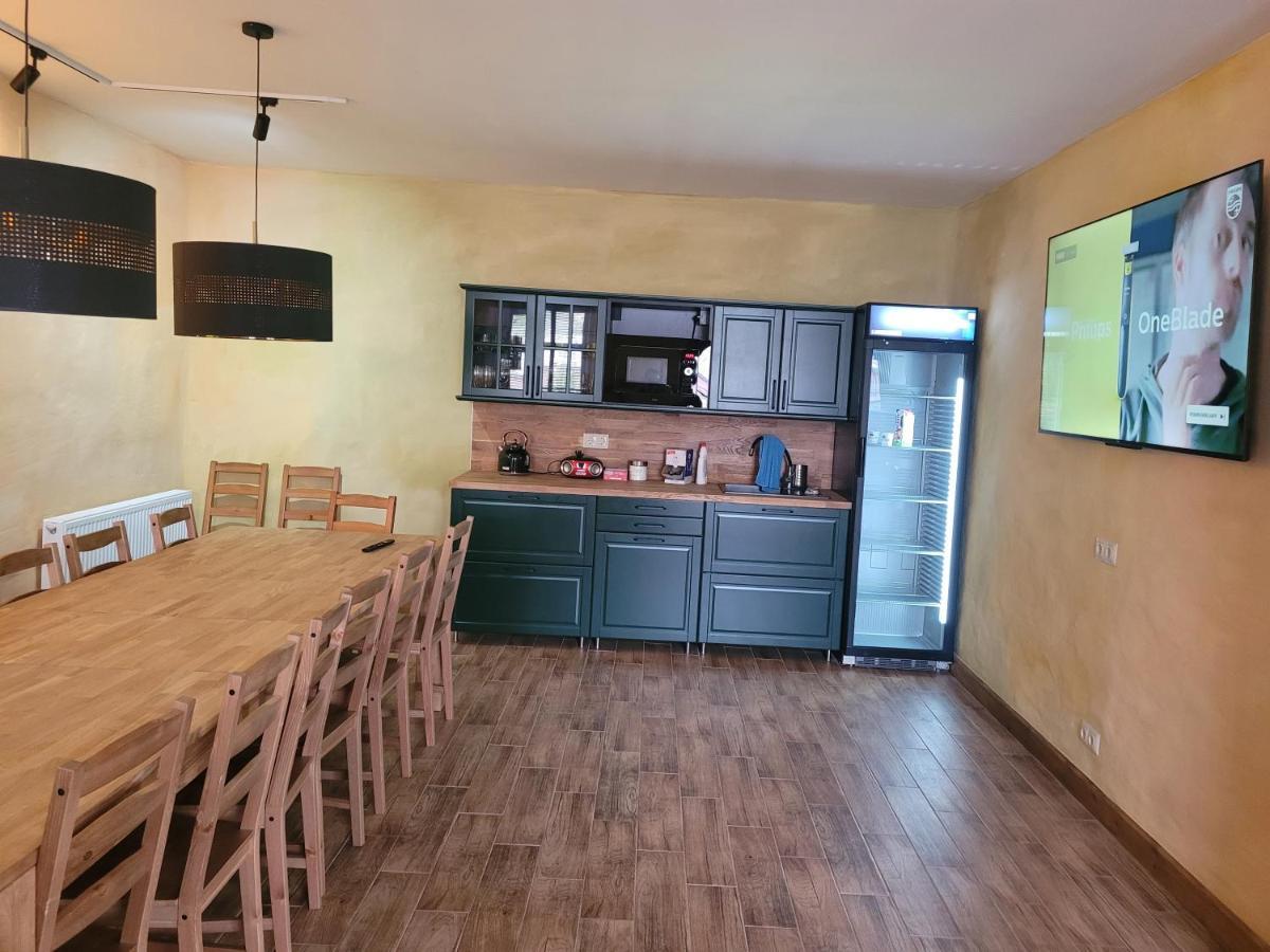 Gosciniec Pod Lipa Bed & Breakfast ชกลาร์สกา ปอเรมบา ภายนอก รูปภาพ